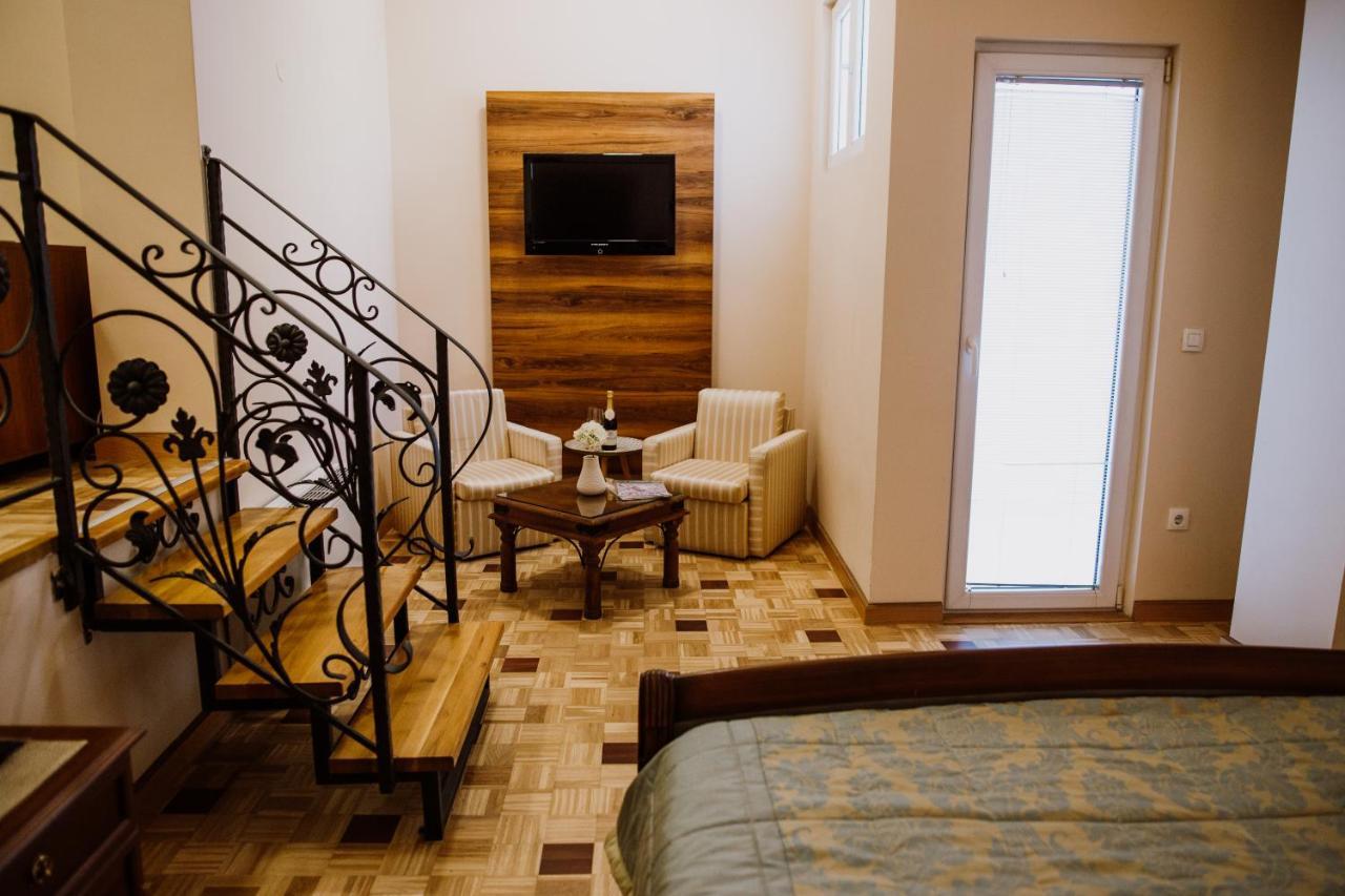 Bela Kuka Hotel بيتولا المظهر الخارجي الصورة